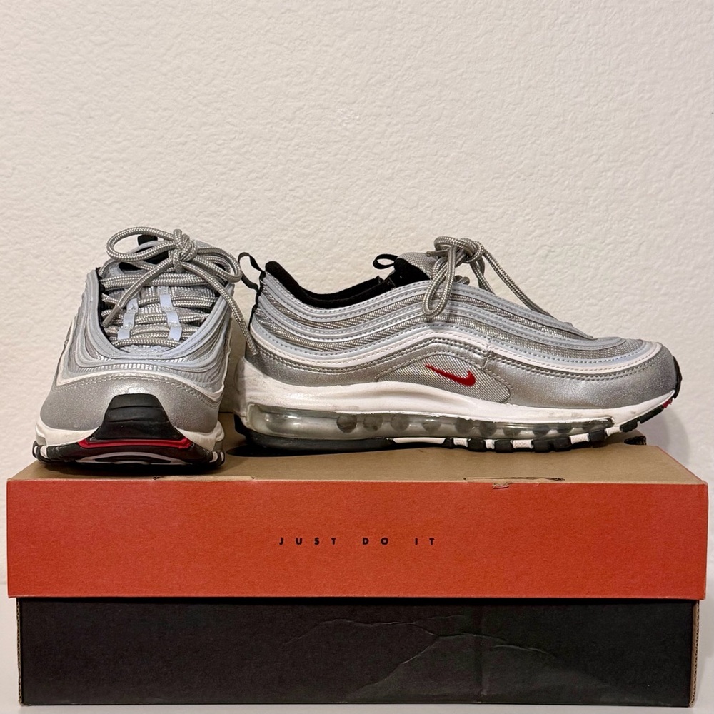 Nike Women’s Air Max 97 OG “Silver Bullet” Metallic Silver/Varsity Red | Size 8 - Picture 12 of 16